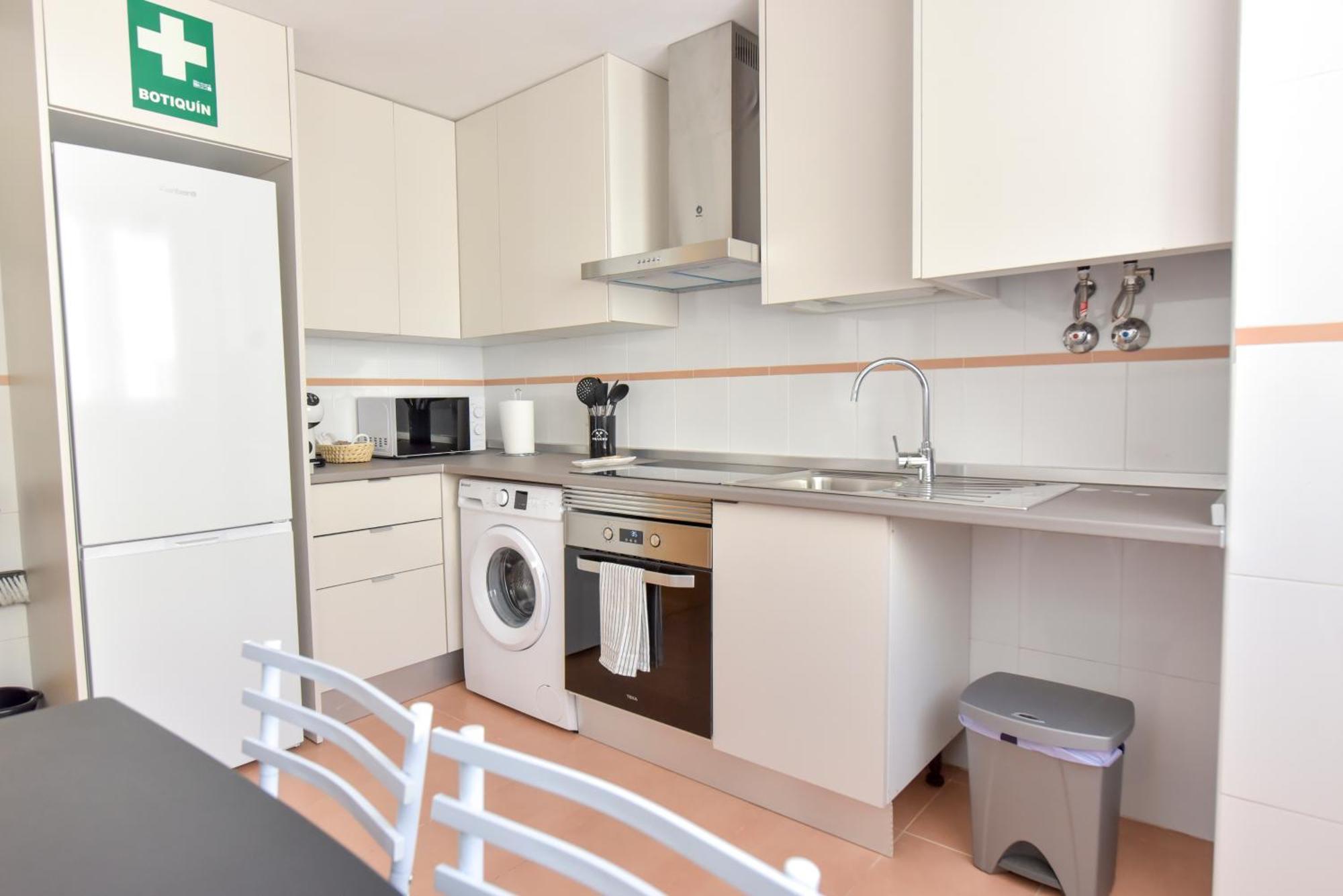 New Premium Apartment - Free Parking & Pools La Algaba Kültér fotó