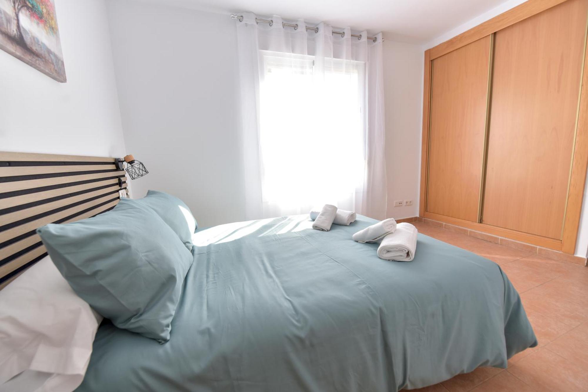 New Premium Apartment - Free Parking & Pools La Algaba Kültér fotó